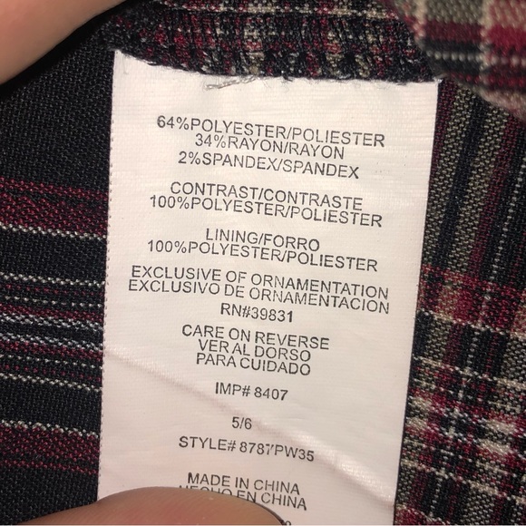 Y2K Plaid Capris - Picture 6 of 6